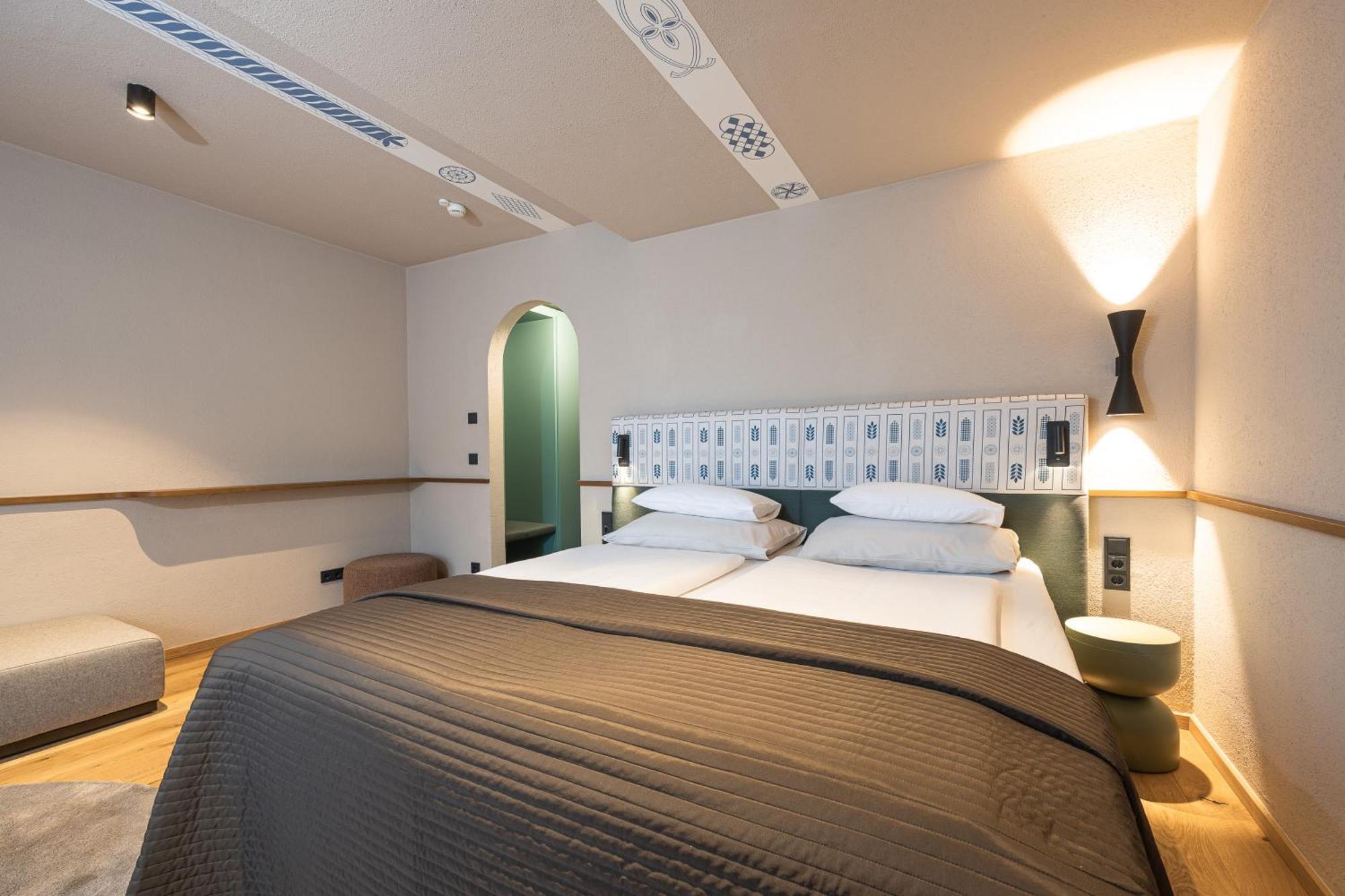 Hotel Neue Post Zell am See Exterior photo