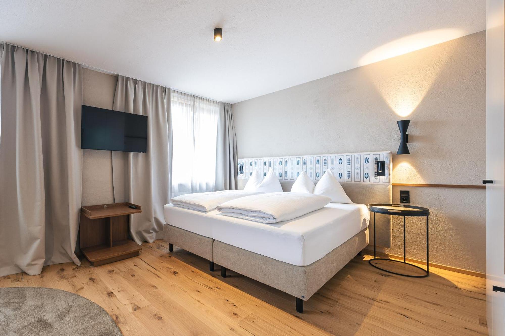 Hotel Neue Post Zell am See Exterior photo